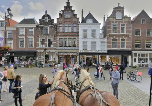 Une promenade en calèche à travers Delft