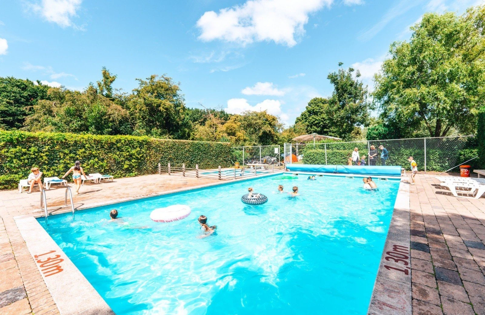 Zwembad delftse hout 8